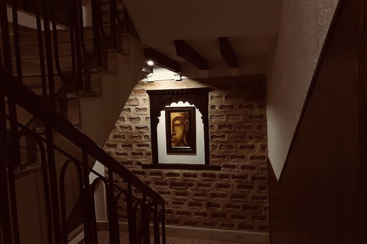 Room 18 of 72