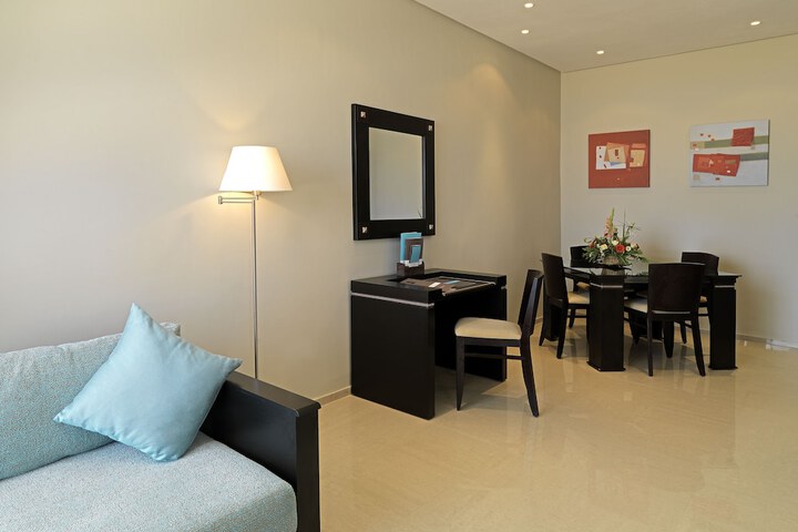 Room 12 of 97