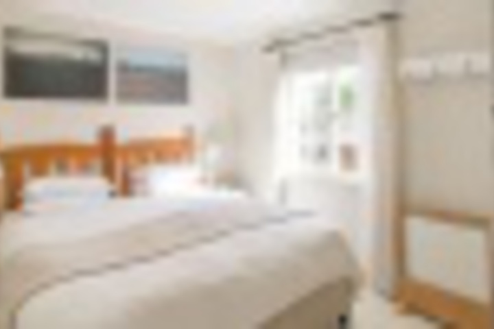 Room 412 of 648