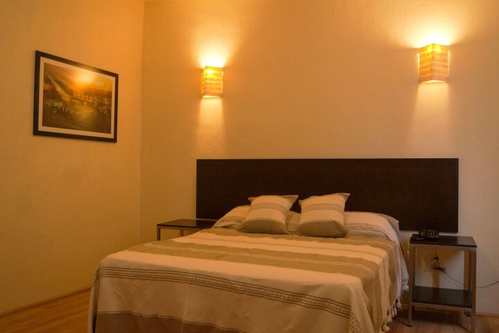 Room 2 of 13
