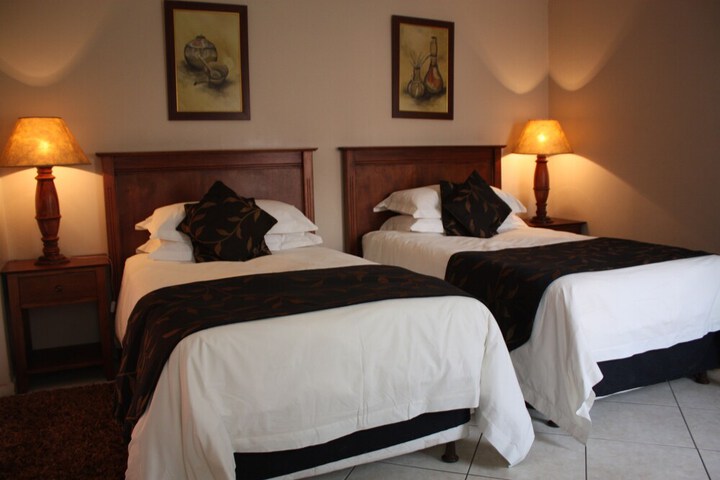 Room 5 of 70