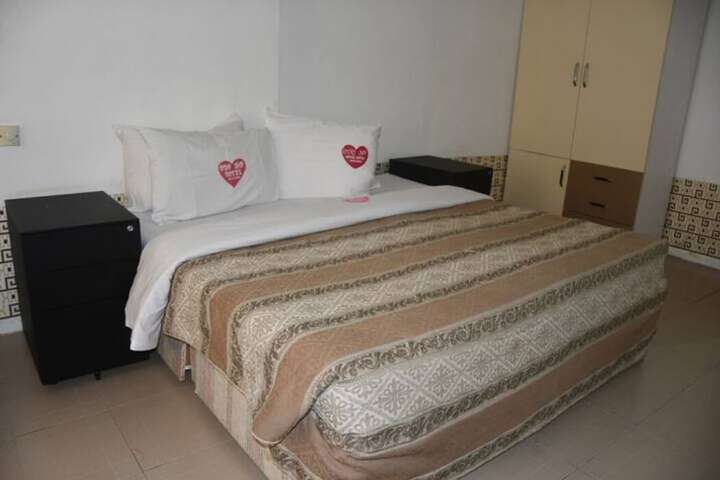 Room 4 of 31