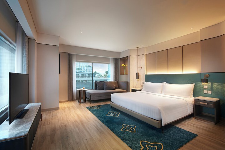 Room 25 of 277