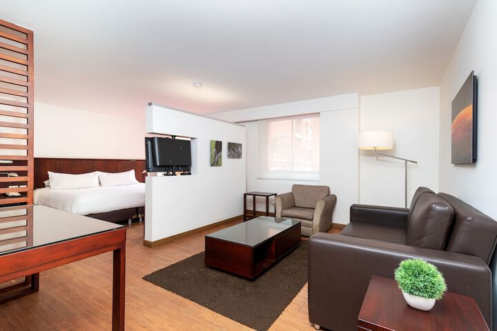 Room 7 of 35