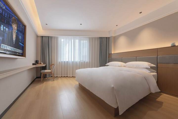Room 21 of 41
