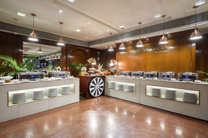 Dining 189 of 258