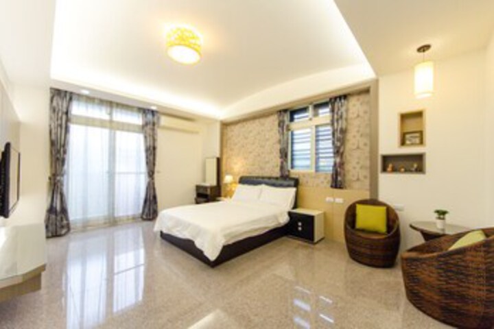 Room 19 of 29