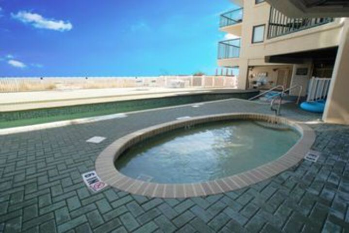Pool 10 of 46