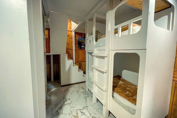 Room 13 of 45