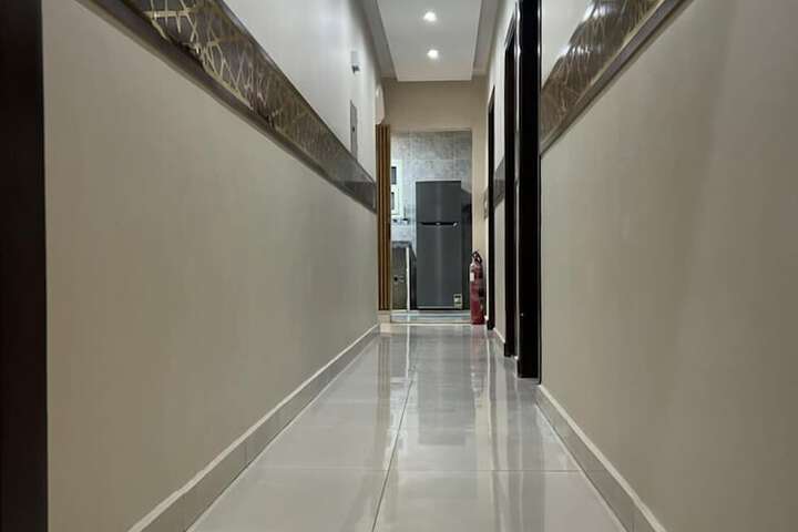 Room 48 of 177
