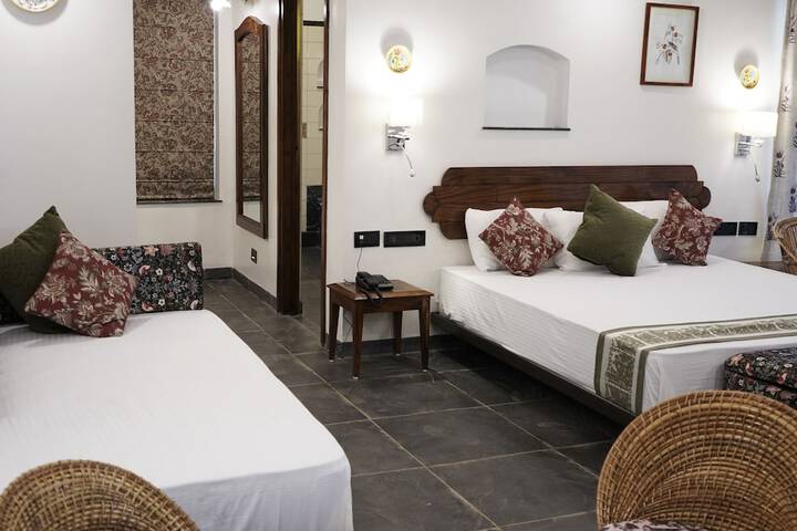 Room 14 of 50