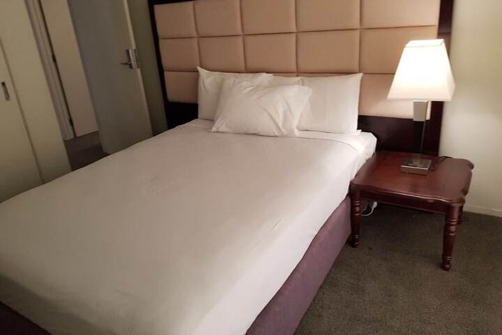Room 7 of 56
