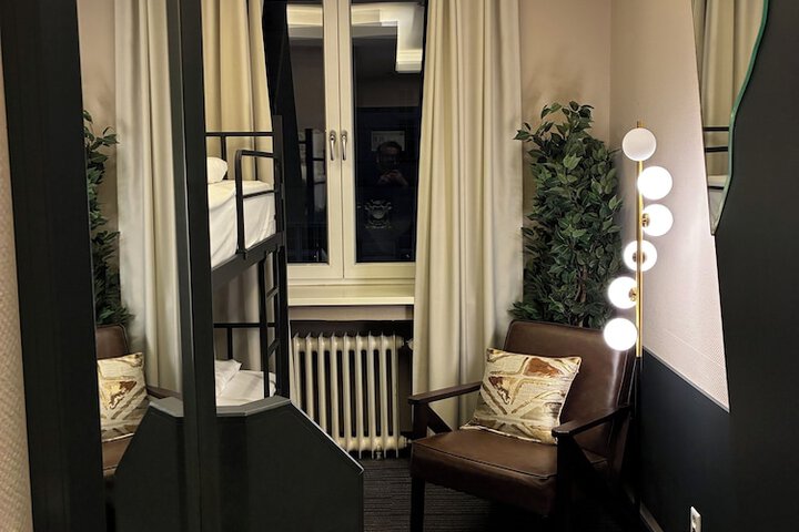 Room 13 of 15