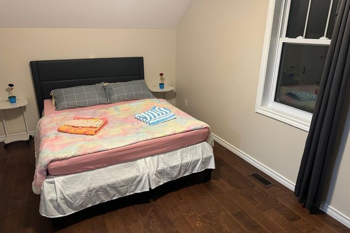 Room 12 of 66
