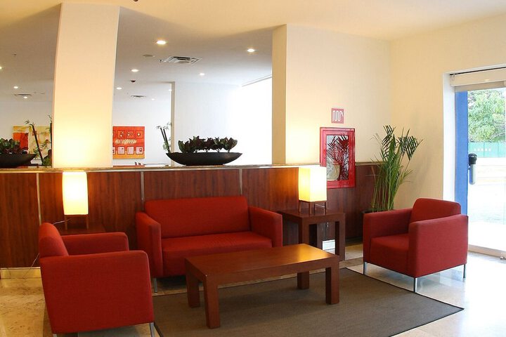 Hotel Interior 6 of 61