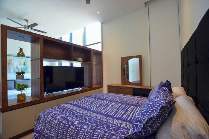 Room 6 of 155