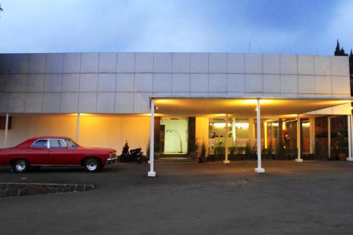 Hotel 2 of 42