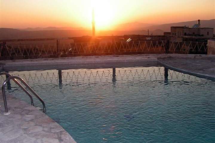 Pools & Facilities