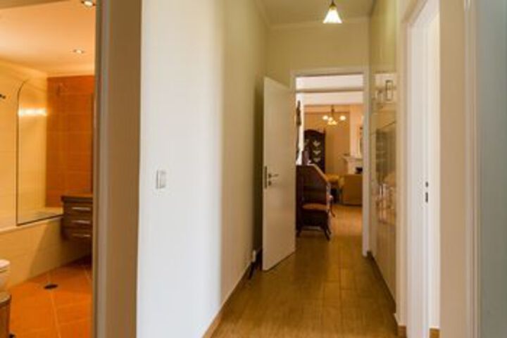 Room 36 of 42