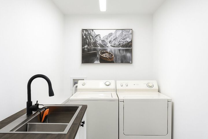 Room 43 of 87
