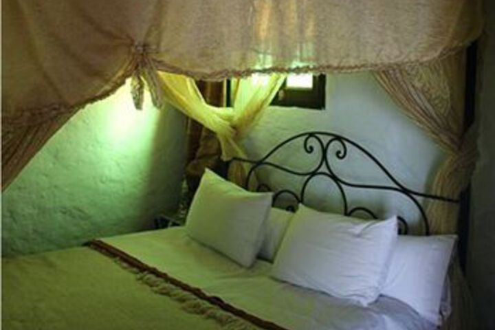 Room 5 of 7