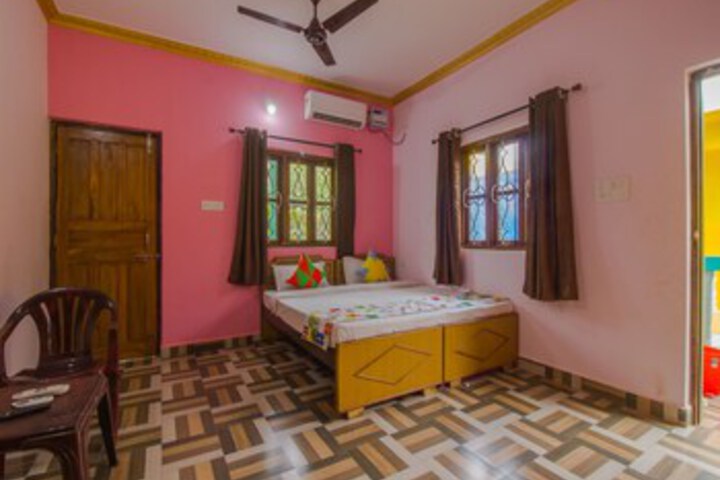 Room 14 of 23