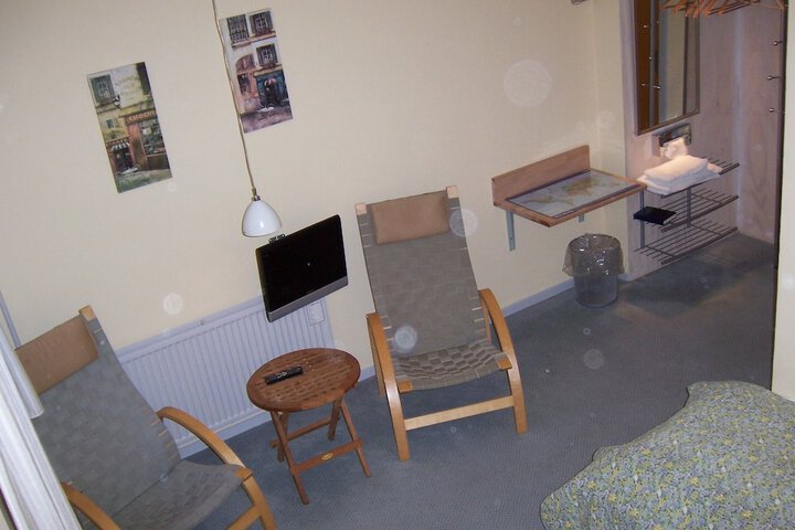 Room 5 of 46