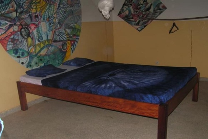 Room 2 of 13
