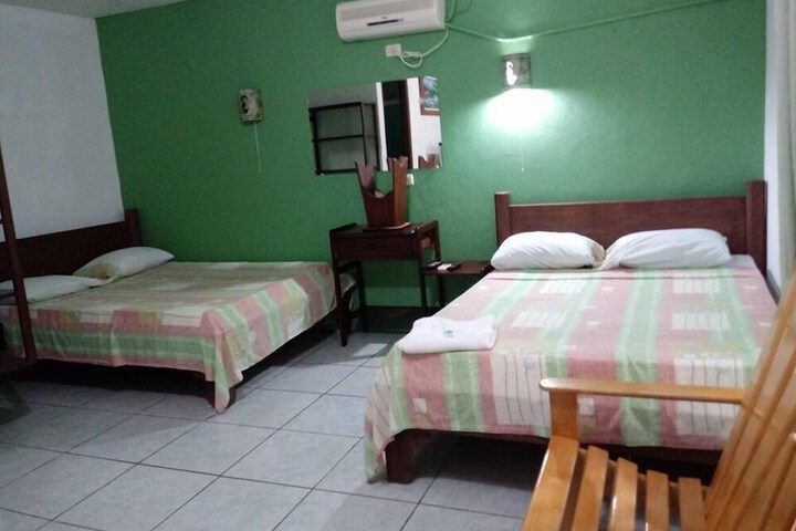 Room 8 of 20