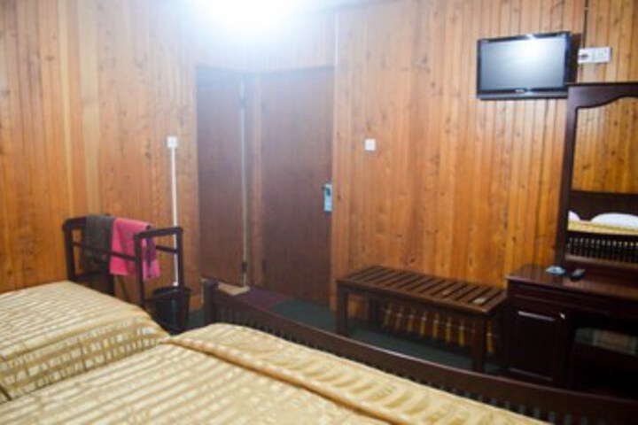 Room 8 of 22