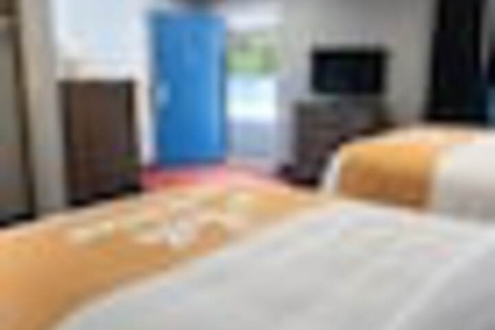 Room 56 of 129
