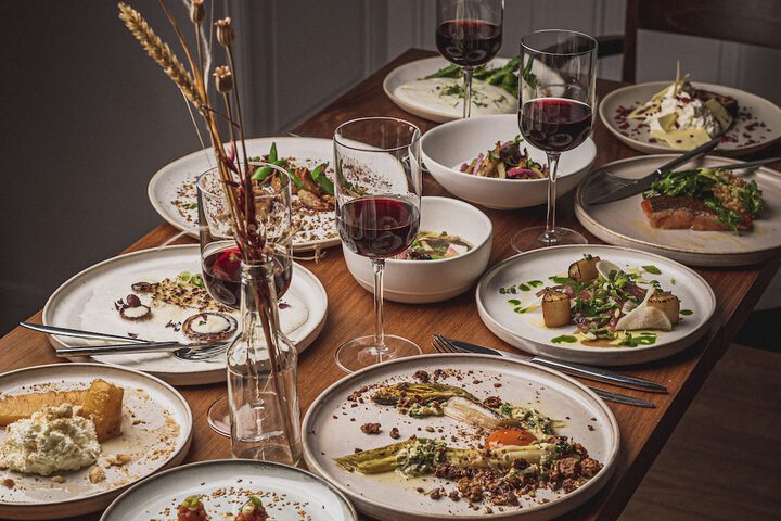 Dining 159 of 224