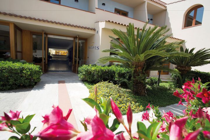 Hotel 62 of 71