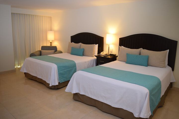 Room 2 of 50