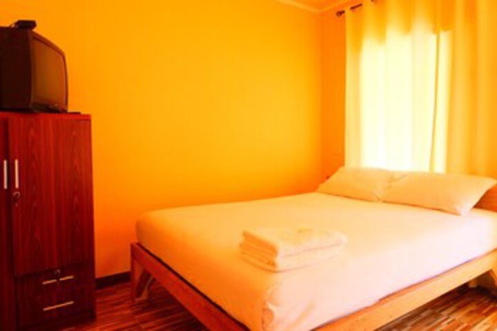Room 14 of 20