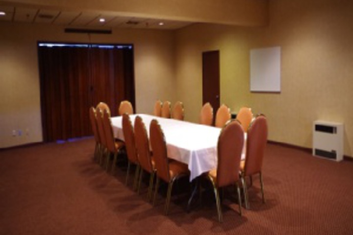 Business Center 33 of 168