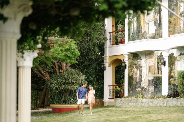Hotel Exterior 42 of 55