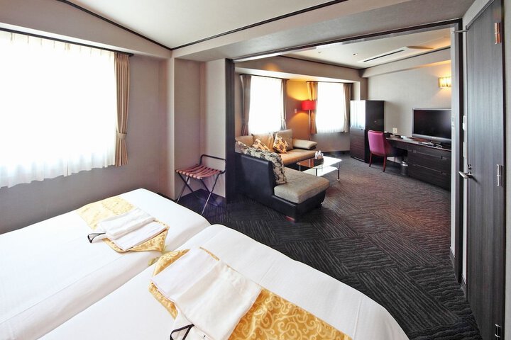 Room 7 of 40
