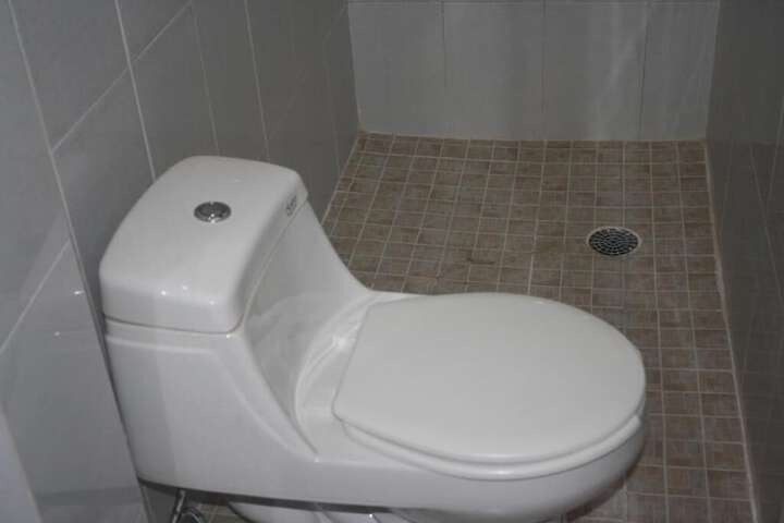 Room 15 of 18