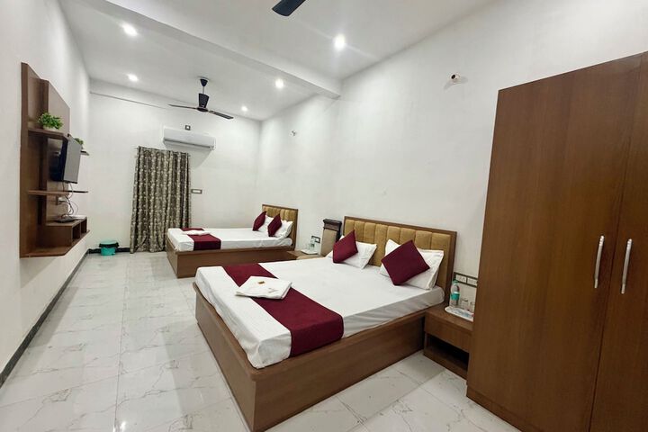 Room 42 of 71