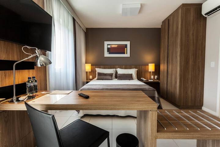 Room 4 of 41