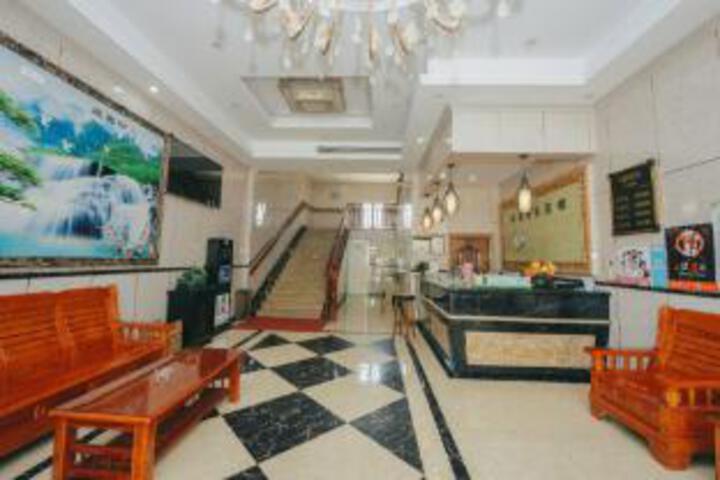 Shangjing Business Hotel