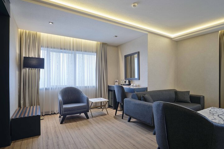 Room 20 of 85