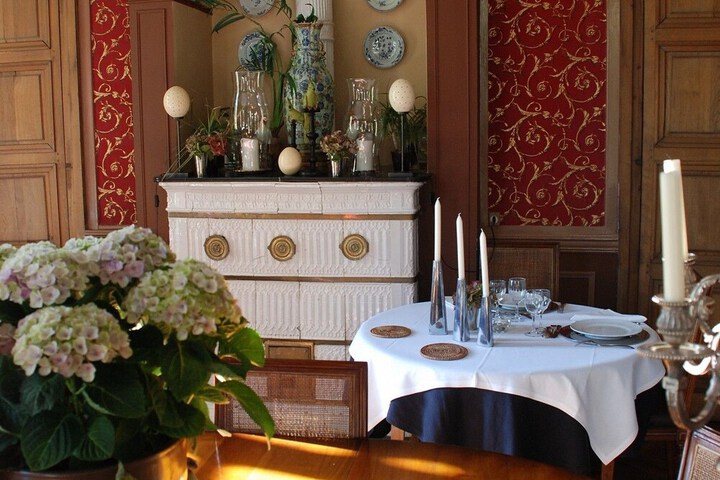 Dining 73 of 101