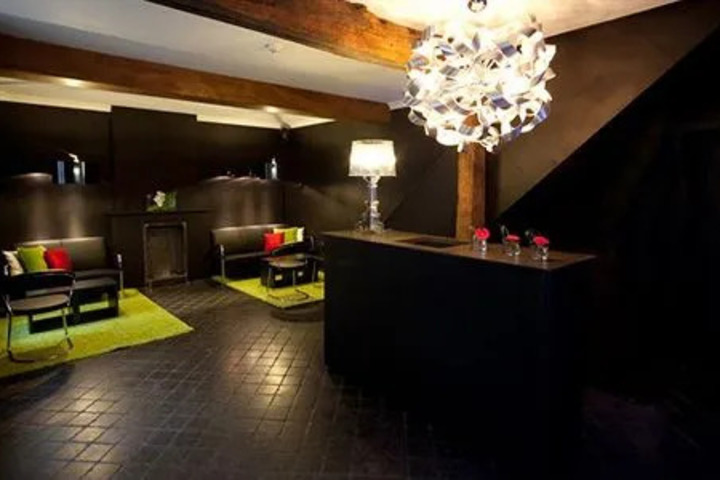 Photo 9