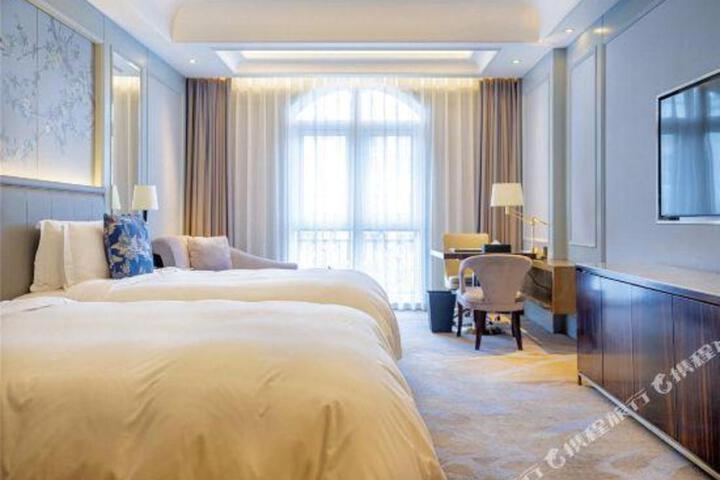 Senran Wutong Hotel
