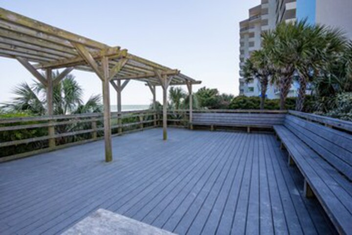 Terrace/Patio 5 of 36