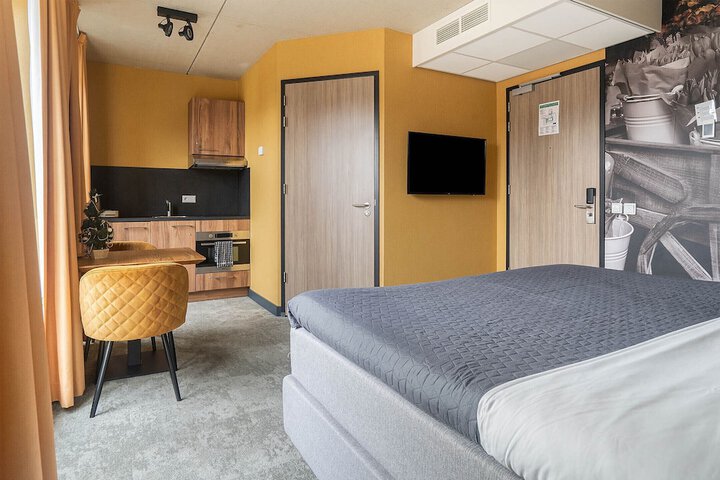 Room 46 of 110