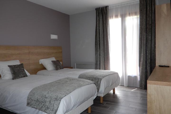 Room 14 of 21