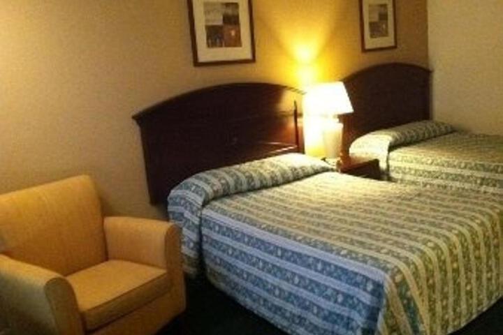 2 Double Beds (1 of 7)